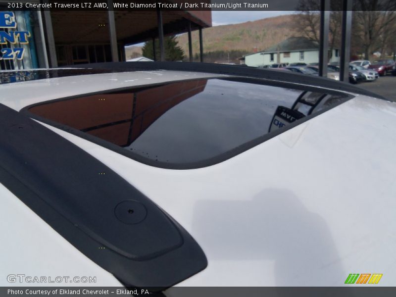 White Diamond Tricoat / Dark Titanium/Light Titanium 2013 Chevrolet Traverse LTZ AWD
