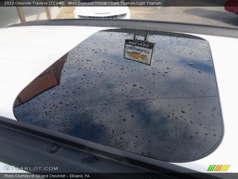 White Diamond Tricoat / Dark Titanium/Light Titanium 2013 Chevrolet Traverse LTZ AWD