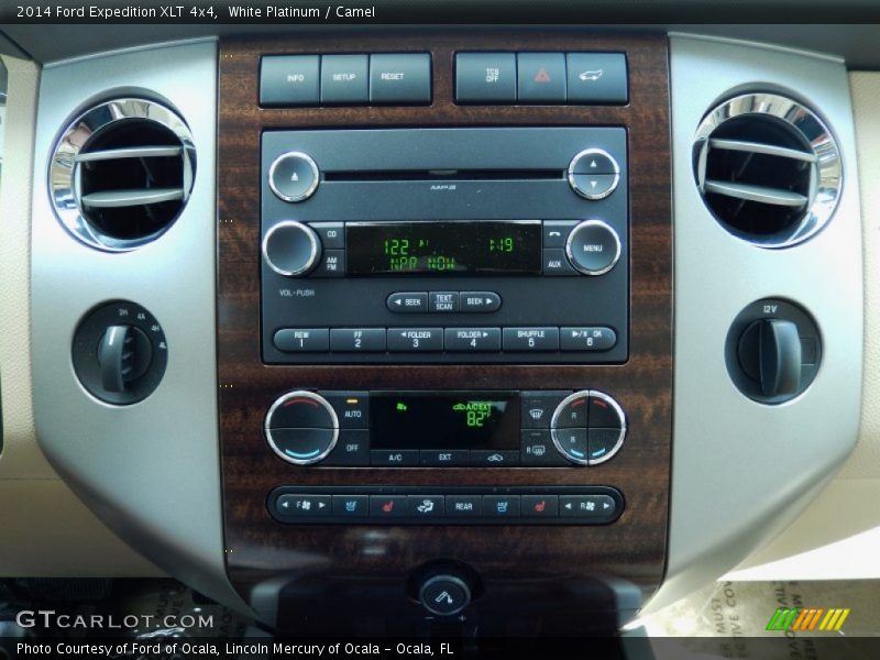 Controls of 2014 Expedition XLT 4x4