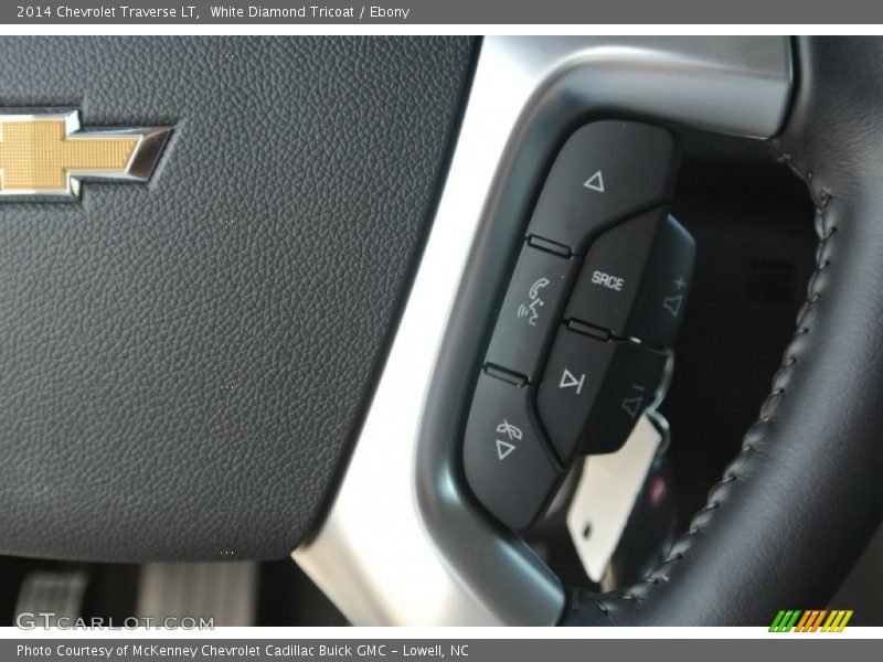 White Diamond Tricoat / Ebony 2014 Chevrolet Traverse LT