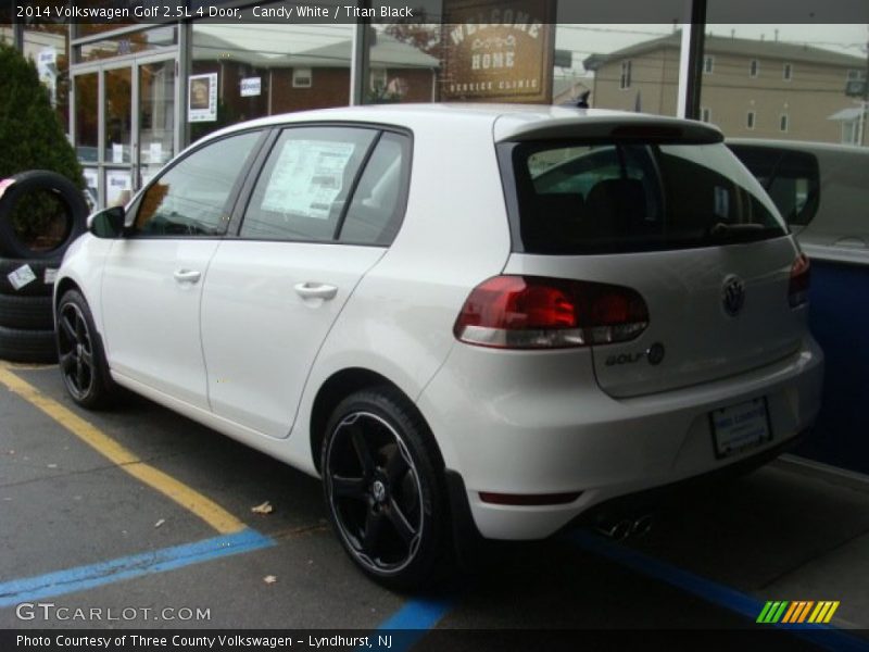 Candy White / Titan Black 2014 Volkswagen Golf 2.5L 4 Door