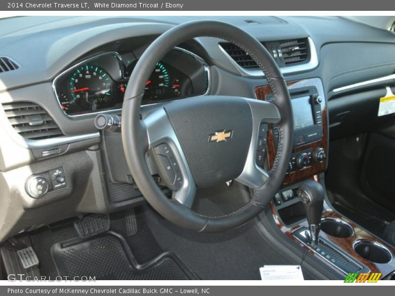White Diamond Tricoat / Ebony 2014 Chevrolet Traverse LT