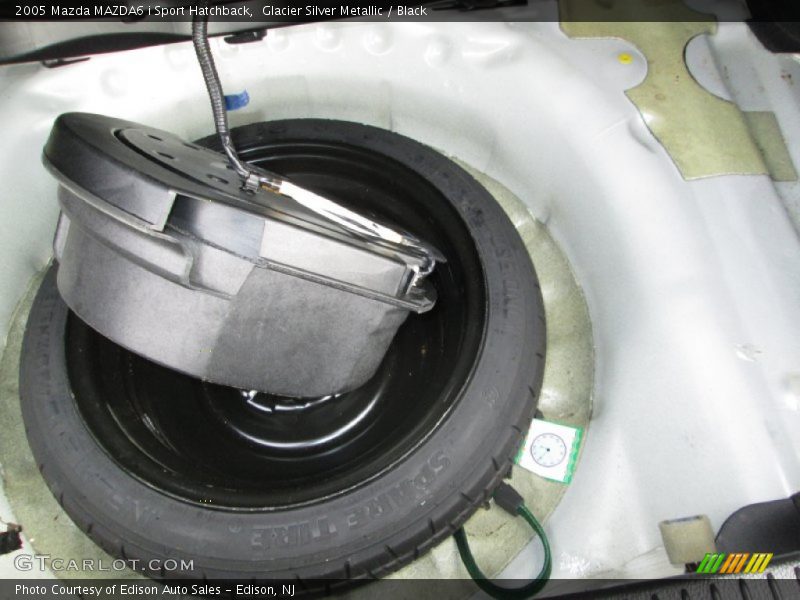 Glacier Silver Metallic / Black 2005 Mazda MAZDA6 i Sport Hatchback