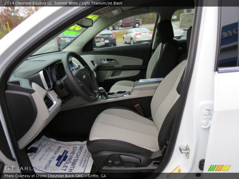 Summit White / Light Titanium/Jet Black 2014 Chevrolet Equinox LS