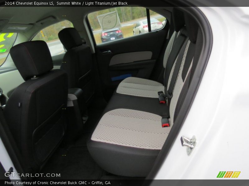Summit White / Light Titanium/Jet Black 2014 Chevrolet Equinox LS