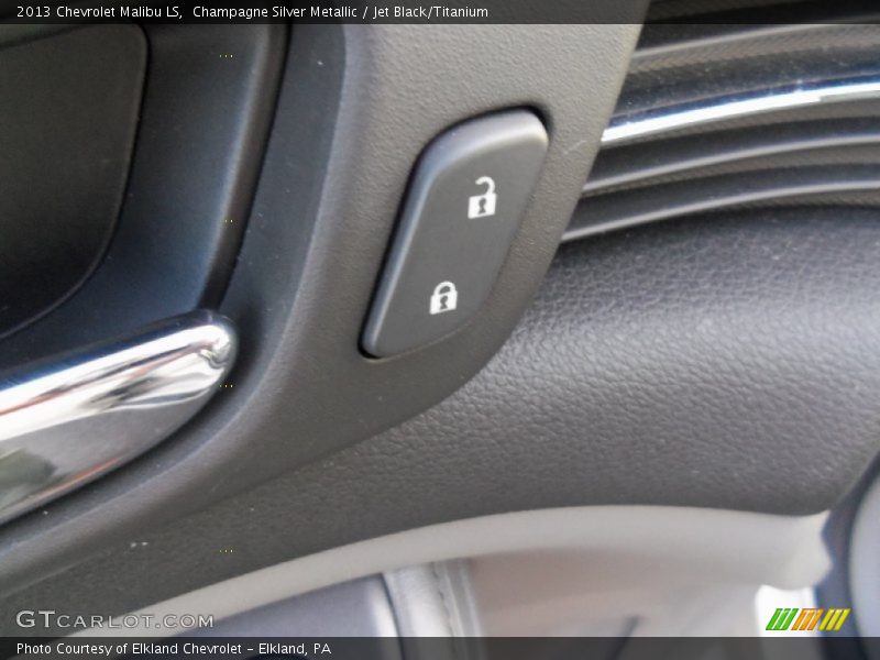 Champagne Silver Metallic / Jet Black/Titanium 2013 Chevrolet Malibu LS