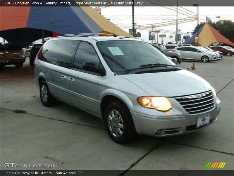 Bright Silver Metallic / Medium Slate Gray 2006 Chrysler Town & Country Limited