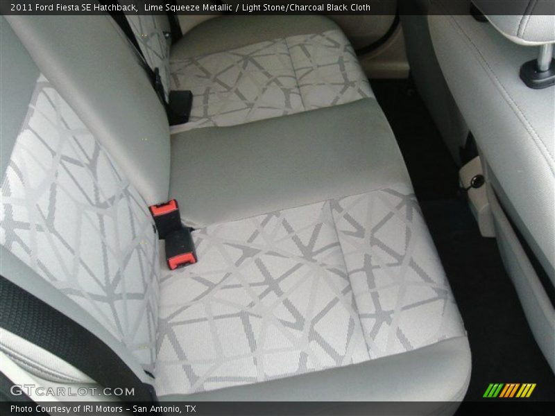 Lime Squeeze Metallic / Light Stone/Charcoal Black Cloth 2011 Ford Fiesta SE Hatchback