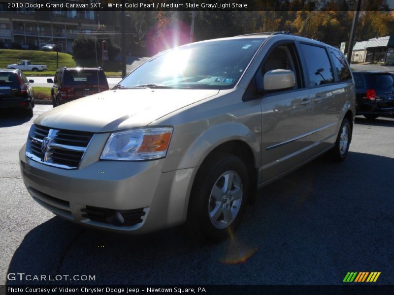 White Gold Pearl / Medium Slate Gray/Light Shale 2010 Dodge Grand Caravan SXT