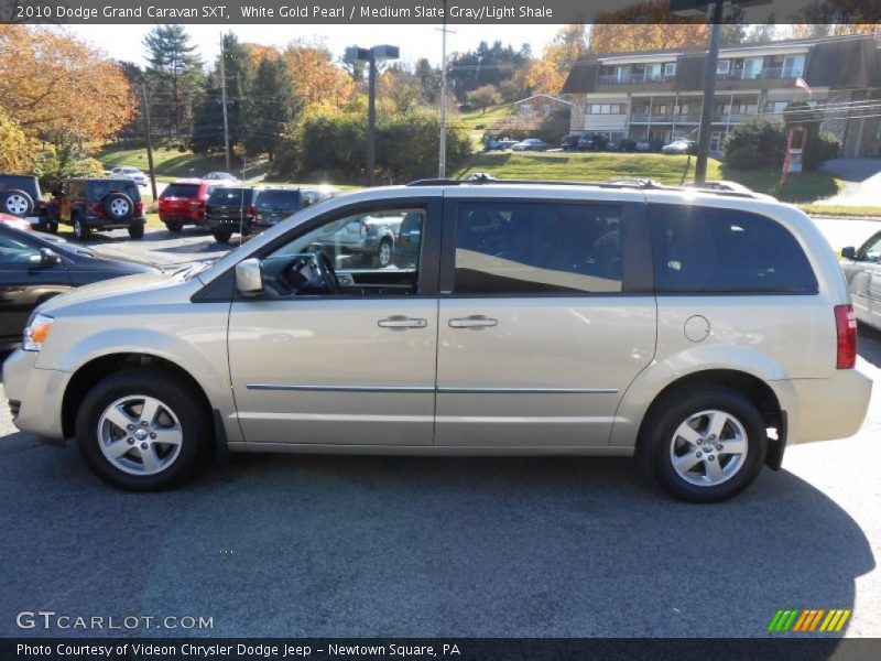 White Gold Pearl / Medium Slate Gray/Light Shale 2010 Dodge Grand Caravan SXT