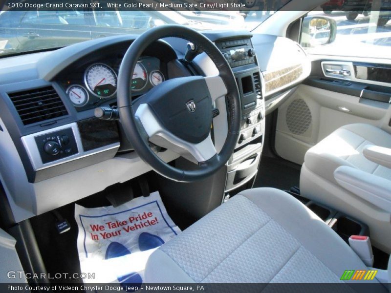 White Gold Pearl / Medium Slate Gray/Light Shale 2010 Dodge Grand Caravan SXT