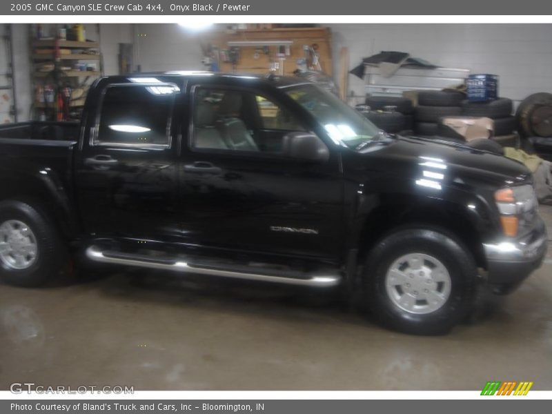 Onyx Black / Pewter 2005 GMC Canyon SLE Crew Cab 4x4