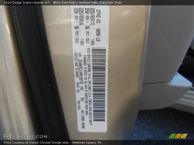 White Gold Pearl / Medium Slate Gray/Light Shale 2010 Dodge Grand Caravan SXT