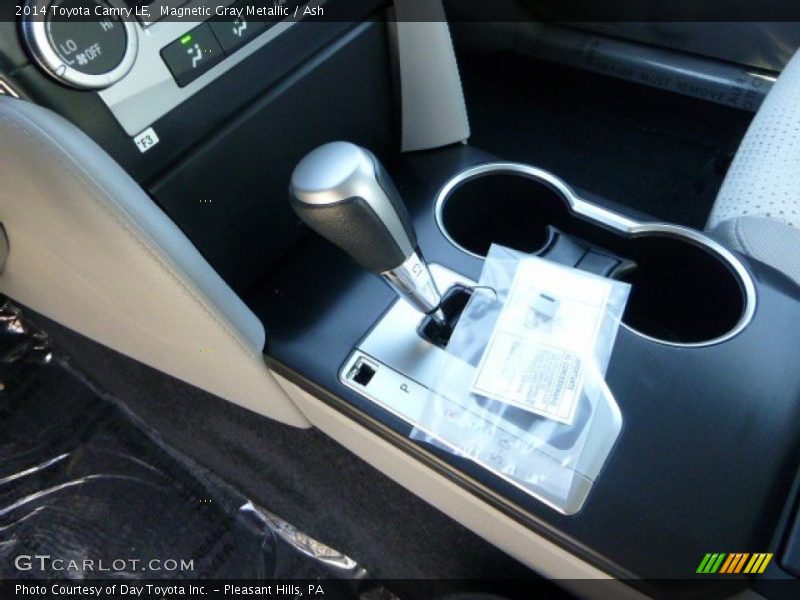 Magnetic Gray Metallic / Ash 2014 Toyota Camry LE