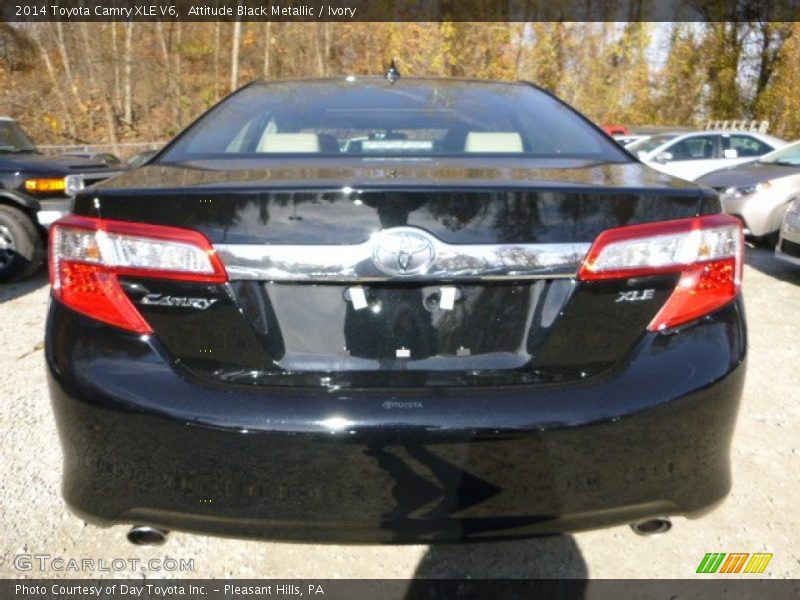 Attitude Black Metallic / Ivory 2014 Toyota Camry XLE V6