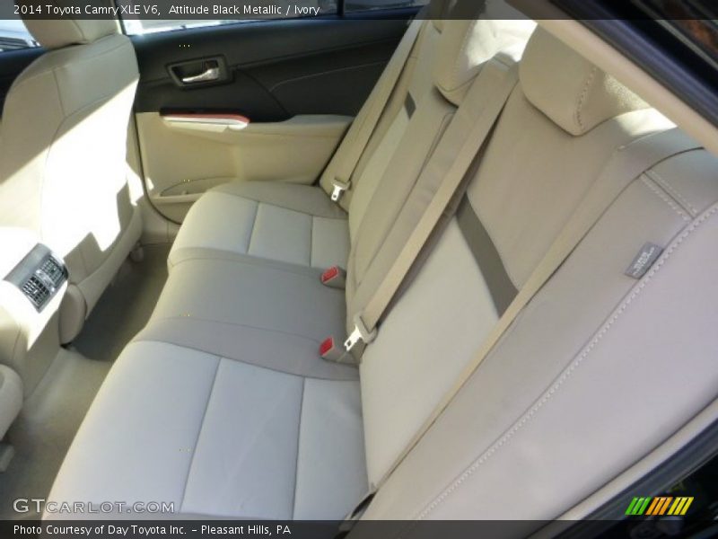 Attitude Black Metallic / Ivory 2014 Toyota Camry XLE V6