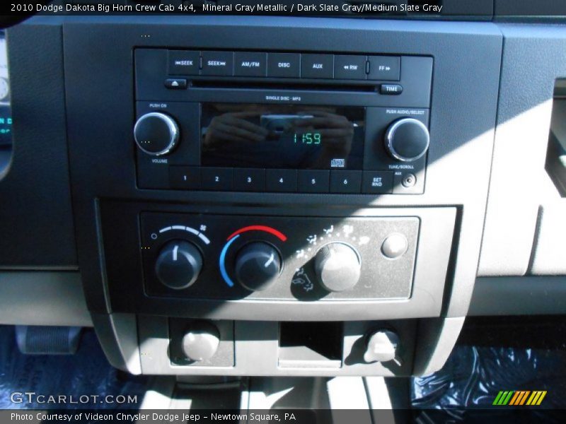 Mineral Gray Metallic / Dark Slate Gray/Medium Slate Gray 2010 Dodge Dakota Big Horn Crew Cab 4x4