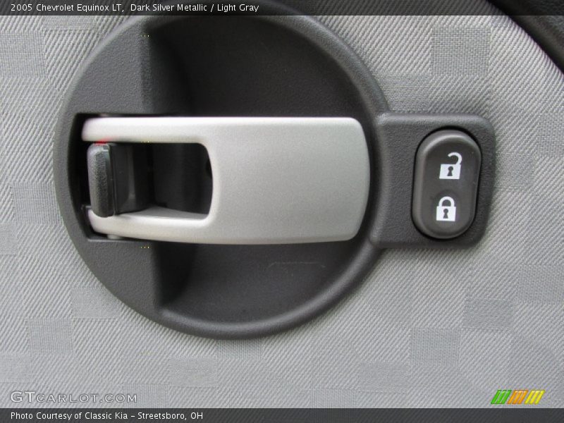 Dark Silver Metallic / Light Gray 2005 Chevrolet Equinox LT