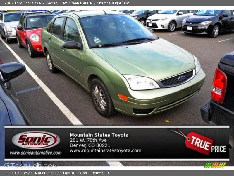 Kiwi Green Metallic / Charcoal/Light Flint 2007 Ford Focus ZX4 SE Sedan