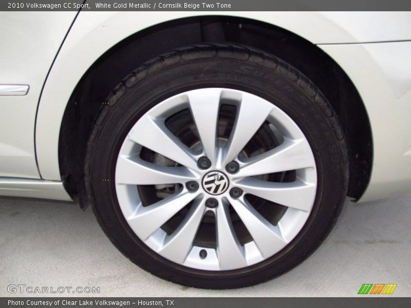 White Gold Metallic / Cornsilk Beige Two Tone 2010 Volkswagen CC Sport