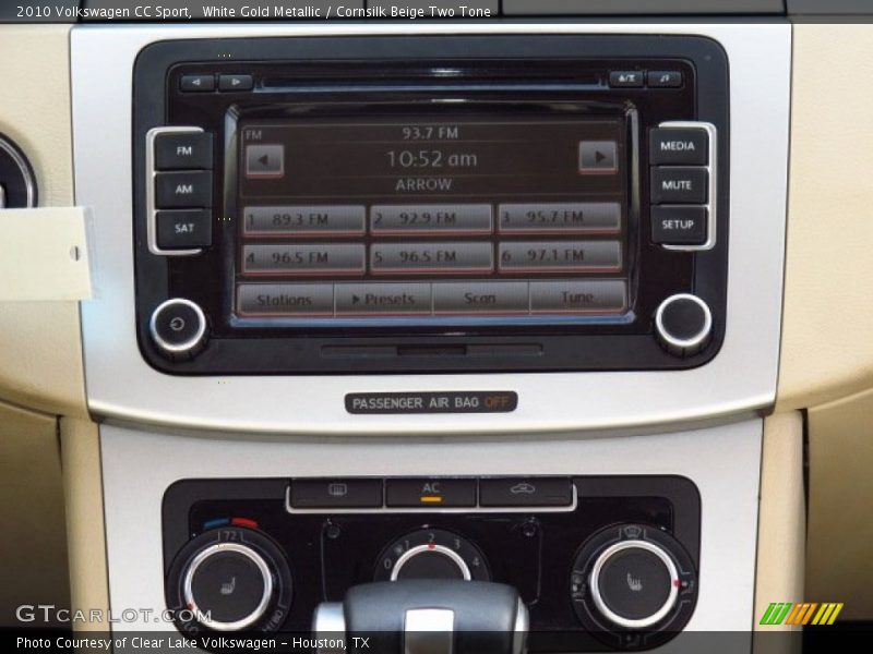 White Gold Metallic / Cornsilk Beige Two Tone 2010 Volkswagen CC Sport
