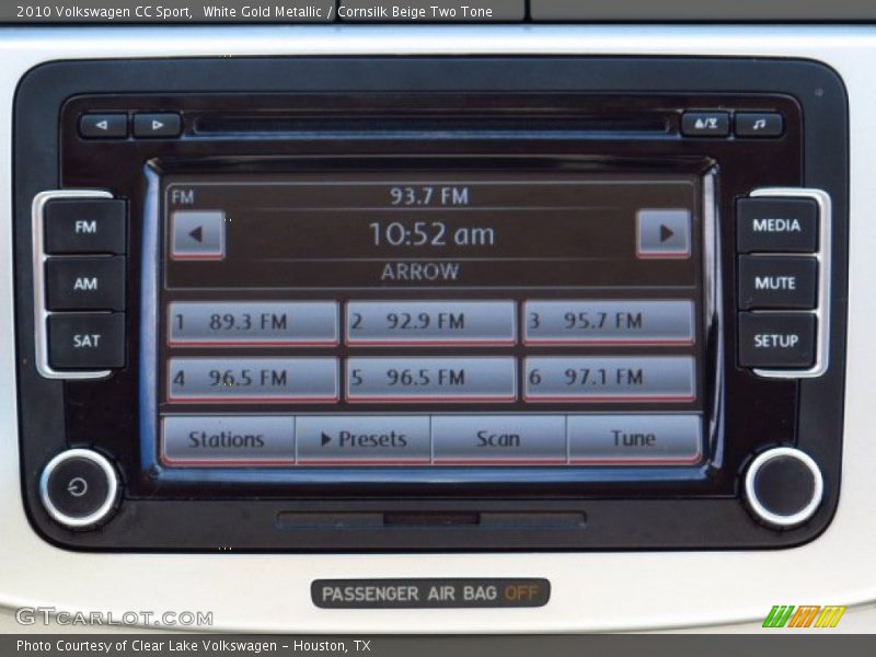 White Gold Metallic / Cornsilk Beige Two Tone 2010 Volkswagen CC Sport