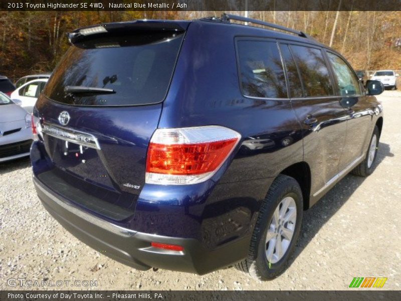 Nautical Blue Metallic / Ash 2013 Toyota Highlander SE 4WD