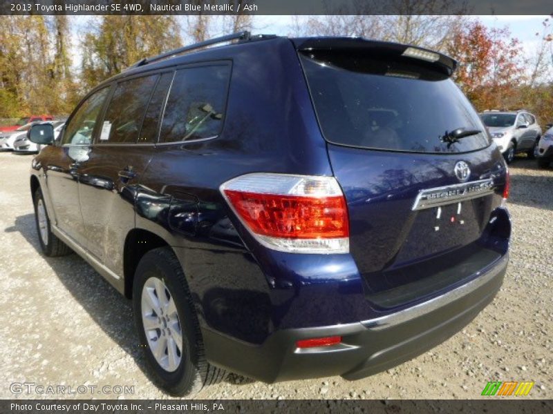 Nautical Blue Metallic / Ash 2013 Toyota Highlander SE 4WD