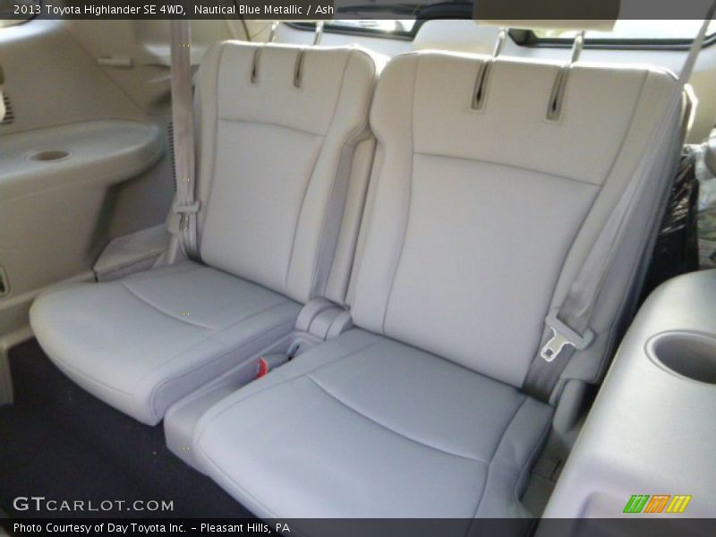 Nautical Blue Metallic / Ash 2013 Toyota Highlander SE 4WD