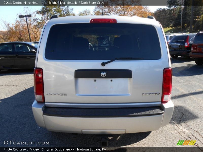 Bright Silver Metallic / Dark Slate Gray 2011 Dodge Nitro Heat 4x4