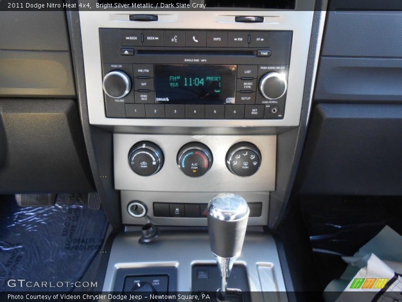 Bright Silver Metallic / Dark Slate Gray 2011 Dodge Nitro Heat 4x4