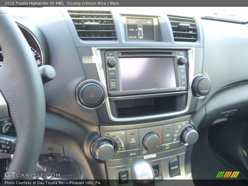 Sizzling Crimson Mica / Black 2013 Toyota Highlander SE 4WD