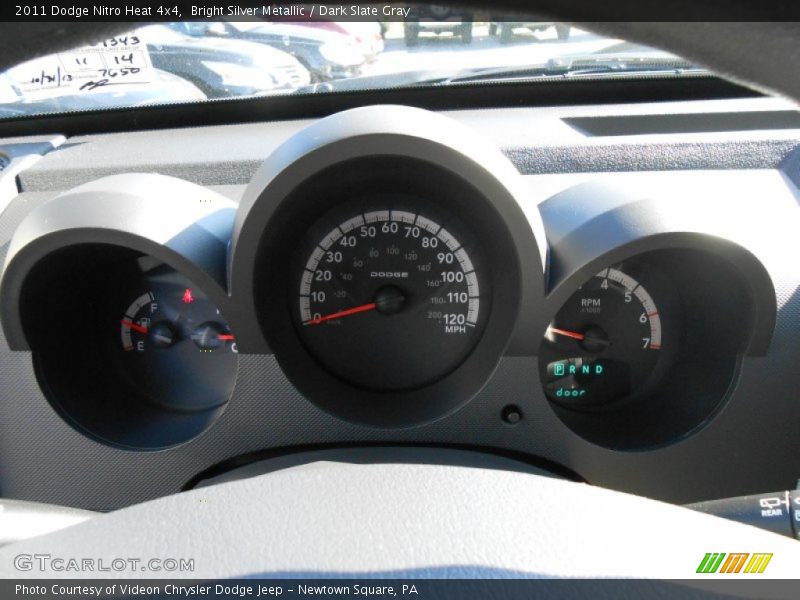 Bright Silver Metallic / Dark Slate Gray 2011 Dodge Nitro Heat 4x4