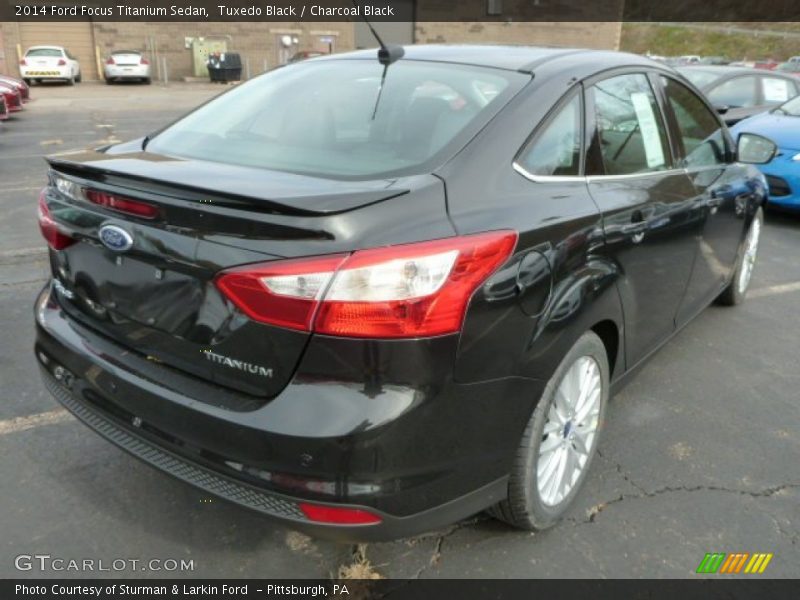 Tuxedo Black / Charcoal Black 2014 Ford Focus Titanium Sedan