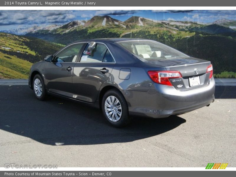 Magnetic Gray Metallic / Ivory 2014 Toyota Camry L