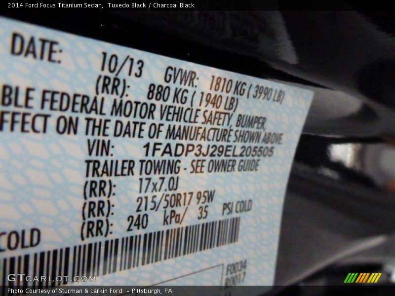 Tuxedo Black / Charcoal Black 2014 Ford Focus Titanium Sedan