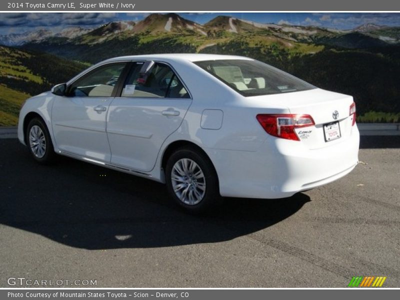 Super White / Ivory 2014 Toyota Camry LE