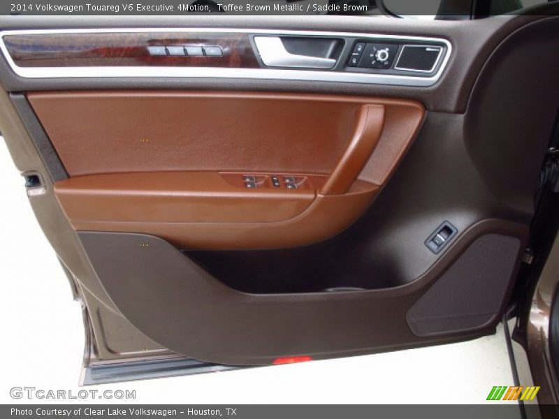 Toffee Brown Metallic / Saddle Brown 2014 Volkswagen Touareg V6 Executive 4Motion