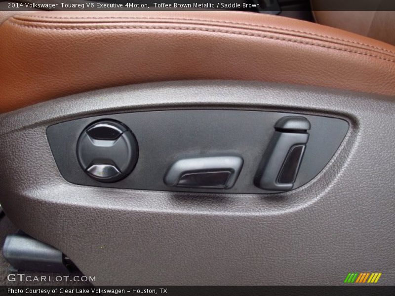 Toffee Brown Metallic / Saddle Brown 2014 Volkswagen Touareg V6 Executive 4Motion