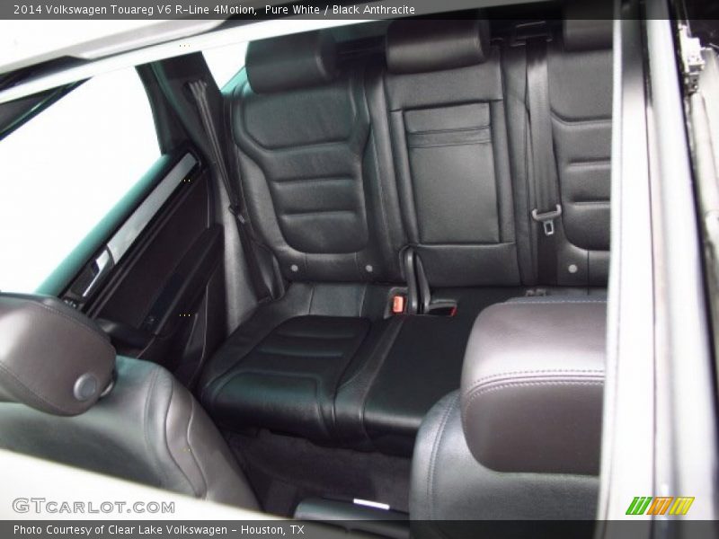 Pure White / Black Anthracite 2014 Volkswagen Touareg V6 R-Line 4Motion