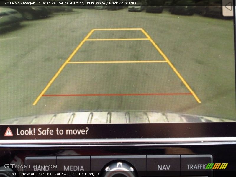 Pure White / Black Anthracite 2014 Volkswagen Touareg V6 R-Line 4Motion