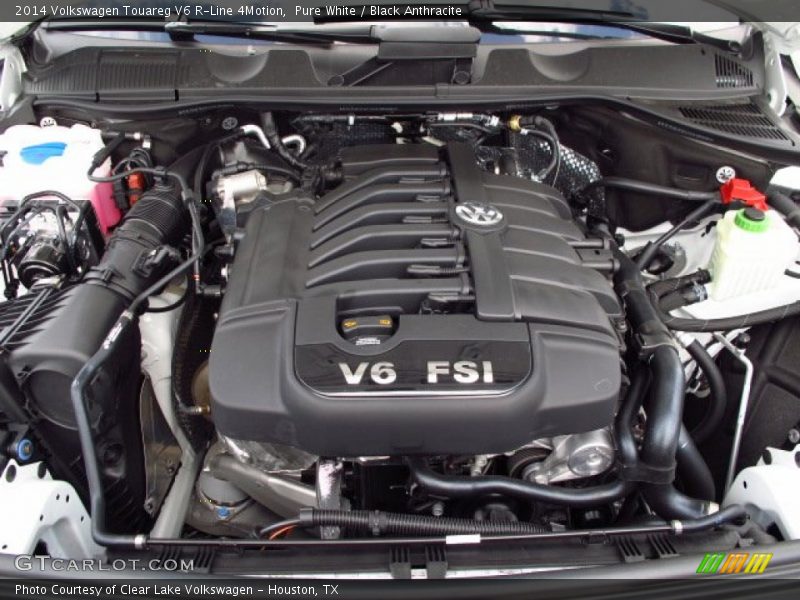 Pure White / Black Anthracite 2014 Volkswagen Touareg V6 R-Line 4Motion