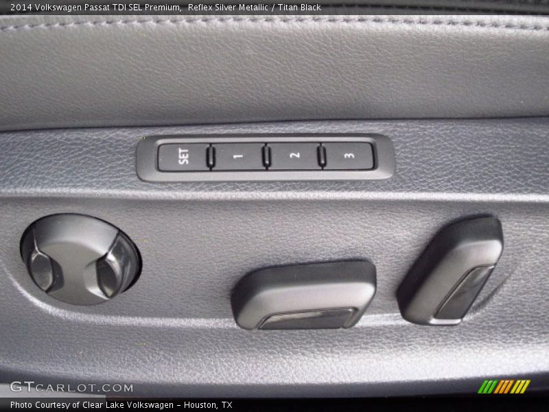 Reflex Silver Metallic / Titan Black 2014 Volkswagen Passat TDI SEL Premium