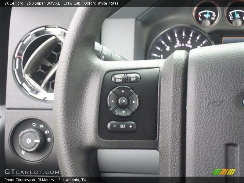 Controls of 2014 F250 Super Duty XLT Crew Cab