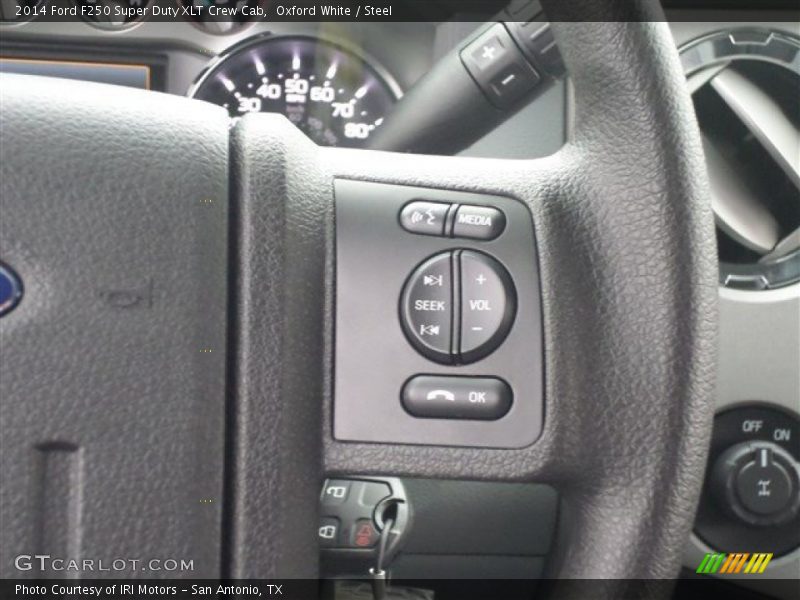 Controls of 2014 F250 Super Duty XLT Crew Cab