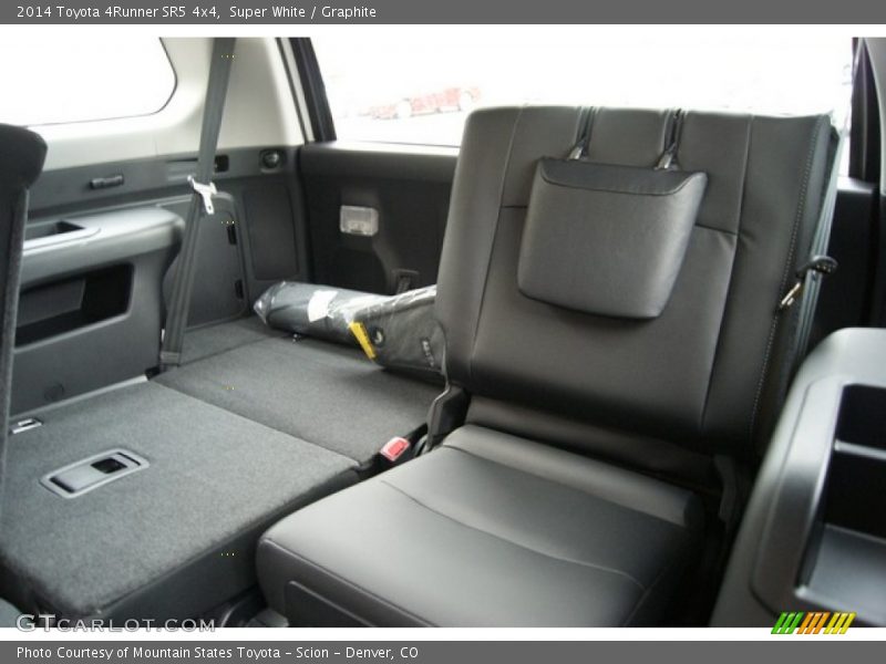 Super White / Graphite 2014 Toyota 4Runner SR5 4x4