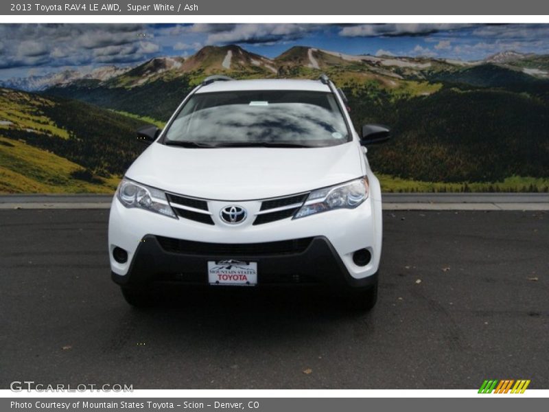 Super White / Ash 2013 Toyota RAV4 LE AWD