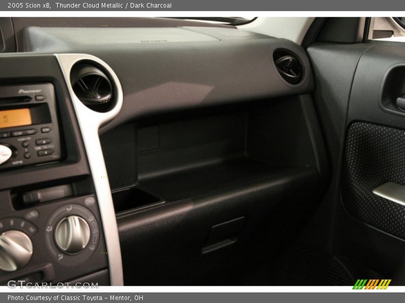 Thunder Cloud Metallic / Dark Charcoal 2005 Scion xB