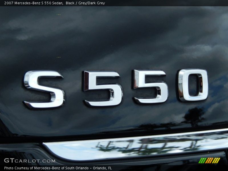 Black / Grey/Dark Grey 2007 Mercedes-Benz S 550 Sedan