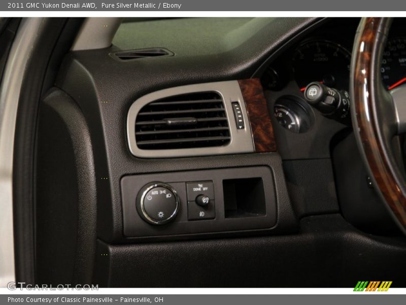 Pure Silver Metallic / Ebony 2011 GMC Yukon Denali AWD